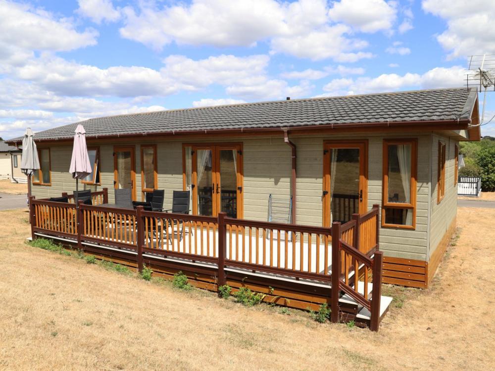 Milford On Sea - 4 Bedroom Lodge In Shorefield Country Park Buitenkant foto